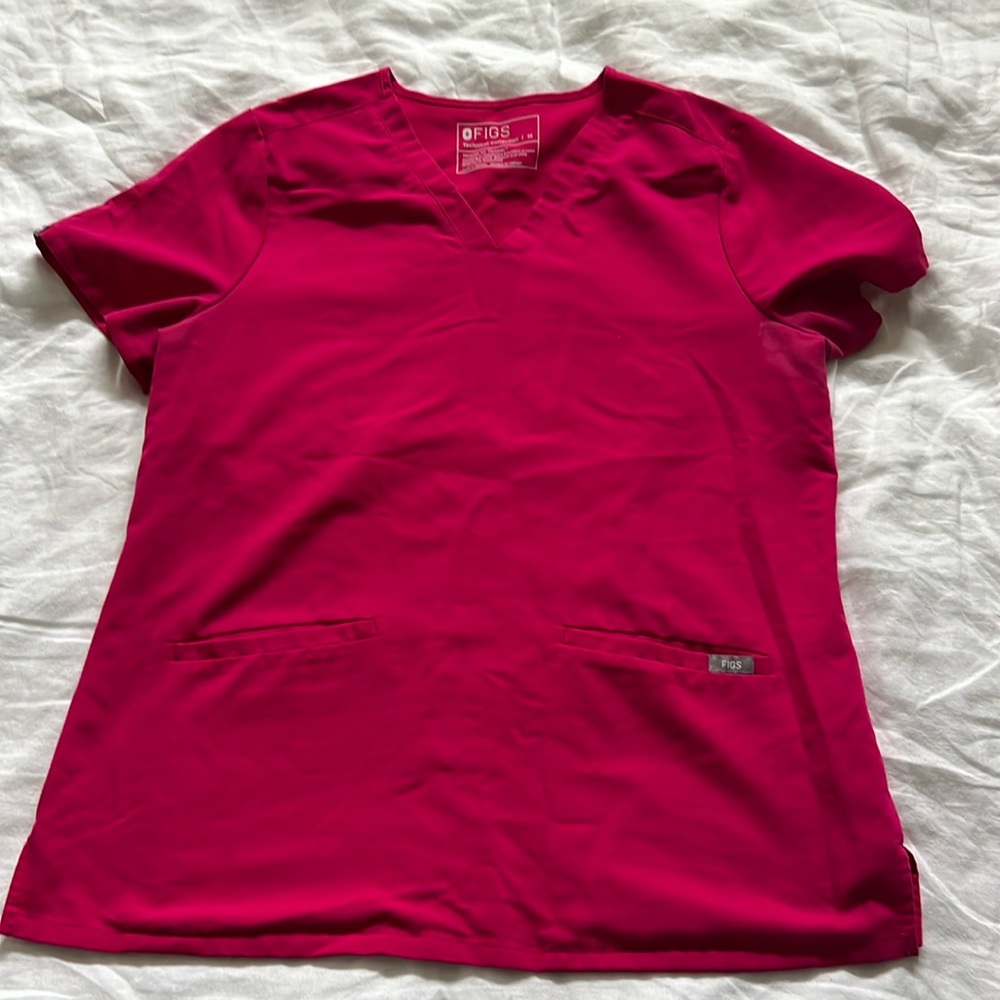 Figs medium pink top